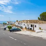 Koti Rentals - Las Flores
